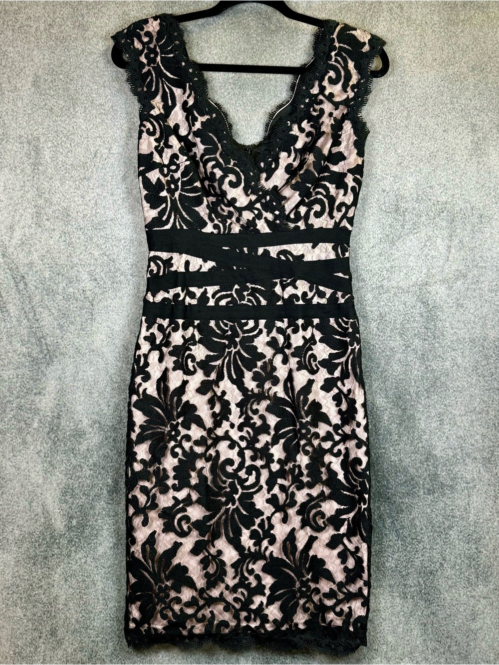 Tadashi Shoji Black Lace Overlay on Pink Midi Sheath V Neck Dress Sz 6